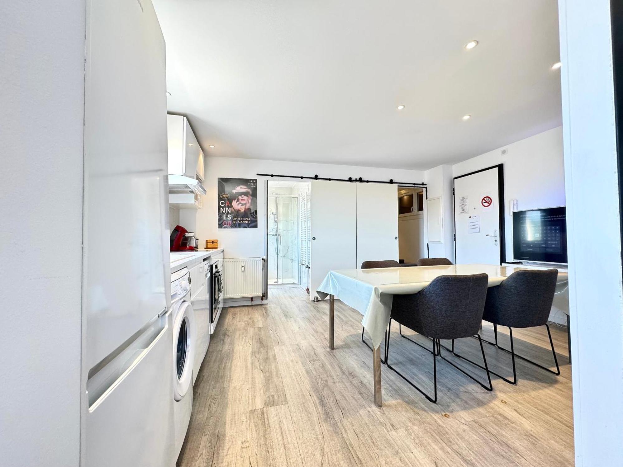 Appartamento Le Saint-Jean By Scls Locations Cannes Esterno foto